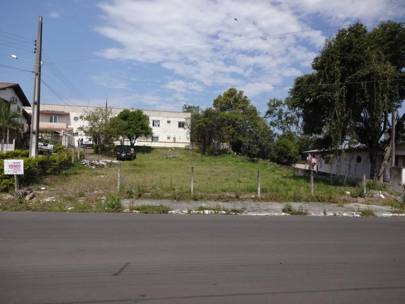 Terreno comercial no centro de Sombrio: 1ª foto da galeria de imagens do imóvel