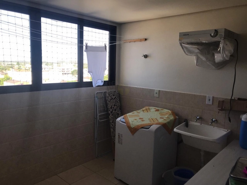 Apartamento com 3 quartos e piscina no centro de Sombrio: 8ª foto da galeria de imagens do imóvel