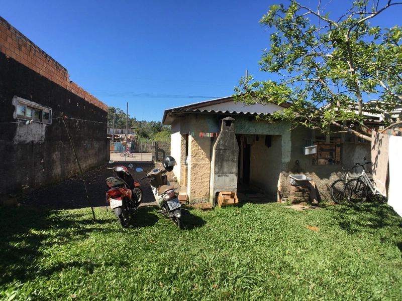 CASA COM PREÇO MAIS BAIXO DO QUE O TERRENO NA MESMA REGIÃO EM SOMBRIO: 4ª foto da galeria de imagens do imóvel