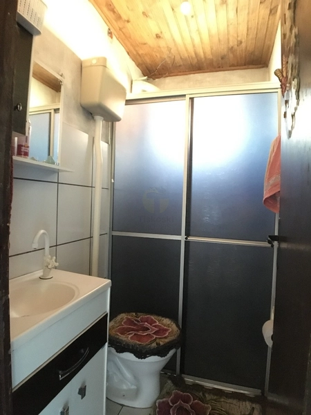 CASA COM PREÇO MAIS BAIXO DO QUE O TERRENO NA MESMA REGIÃO EM SOMBRIO: 8ª foto da galeria de imagens do imóvel