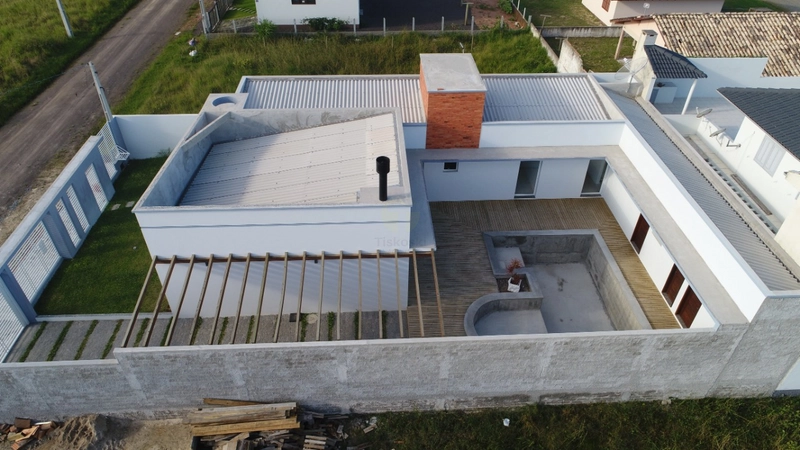 MARAVILHOSA CASA NA PRAIA COM PISCINA E TODA INTEGRADA À ÁREA DE LAZER: 4ª foto da galeria de imagens do imóvel