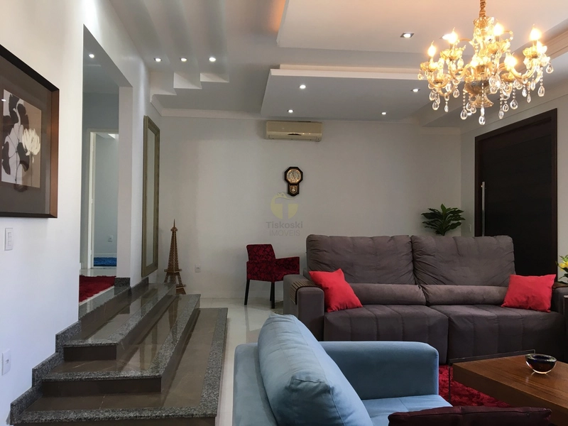 MARAVILHOSA CASA ALTO PADRÃO TODA DECORADA E MOBILIADA EM SOMBRIO: 12ª foto da galeria de imagens do imóvel