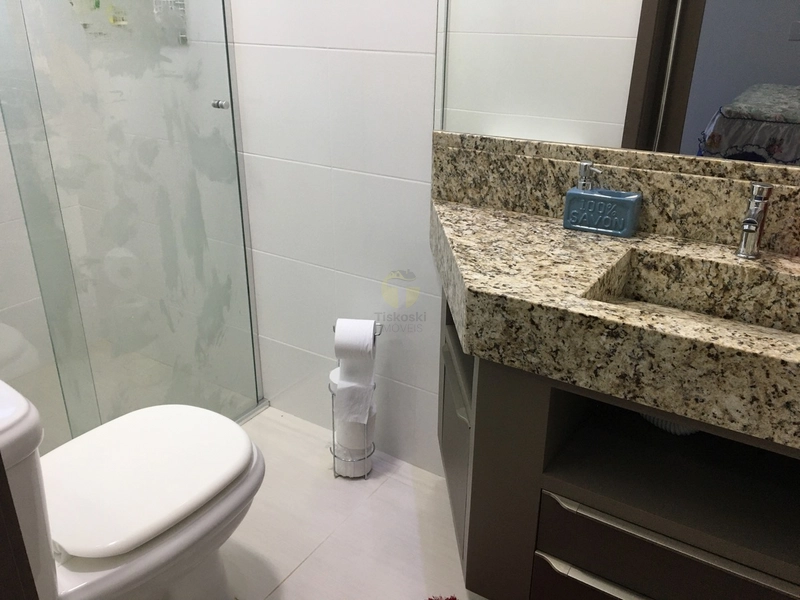 MARAVILHOSA CASA ALTO PADRÃO TODA DECORADA E MOBILIADA EM SOMBRIO: 23ª foto da galeria de imagens do imóvel