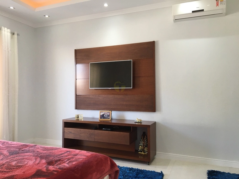 MARAVILHOSA CASA ALTO PADRÃO TODA DECORADA E MOBILIADA EM SOMBRIO: 7ª foto da galeria de imagens do imóvel
