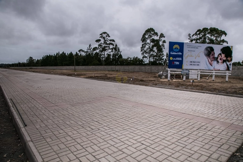 RESIDENCIAL DE LOTES EM CONTATO COM A LAGOA E A NATUREZA: 15ª foto da galeria de imagens do imóvel