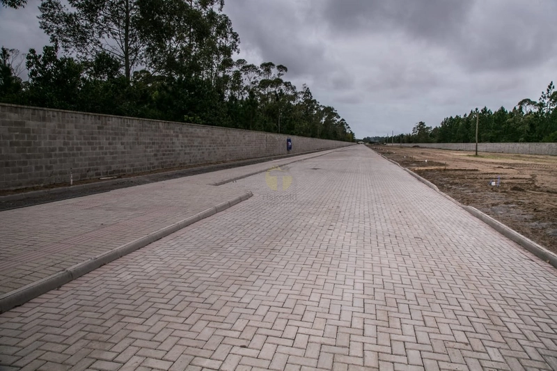 RESIDENCIAL DE LOTES EM CONTATO COM A LAGOA E A NATUREZA: 16ª foto da galeria de imagens do imóvel