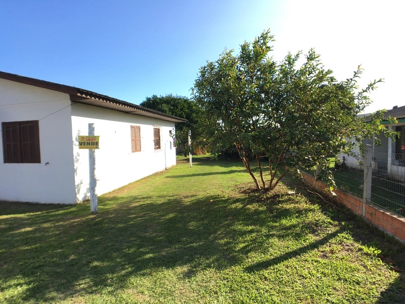 DUAS CASAS NO MESMO TERRENO NO BAIRRO SÃO JOSÉ - SOMBRIO: 7ª foto da galeria de imagens do imóvel