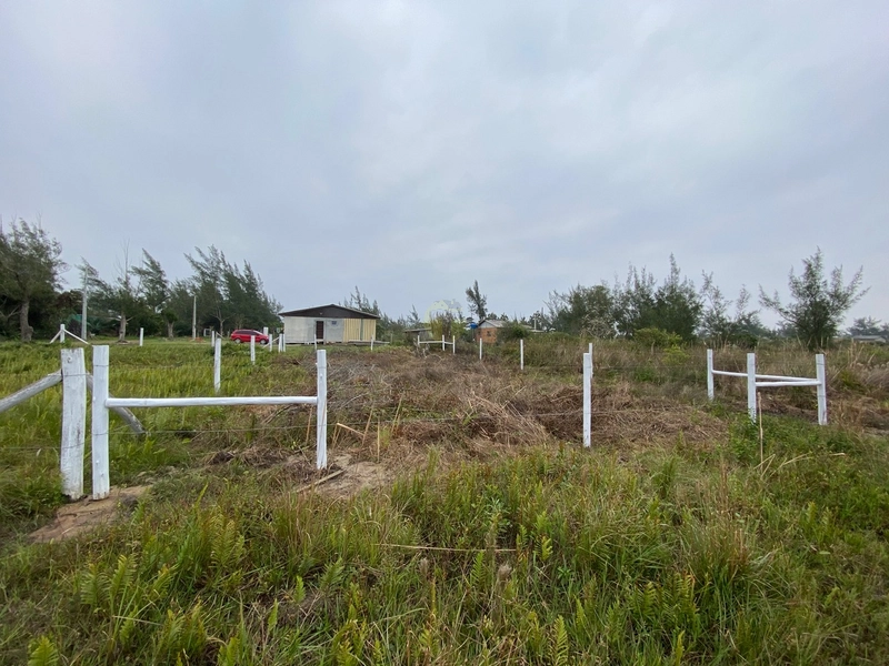 ÚNICO TERRENO BEIRA MAR LAGOINHAS BALNEÁRIO GAIVOTA SC: 9ª foto da galeria de imagens do imóvel