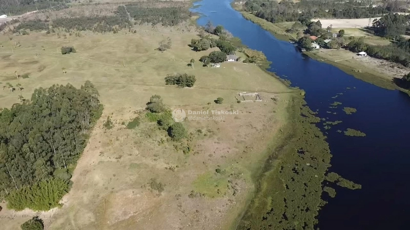 Sítio à Venda com 96.800² | Frente para Lagoa | Natureza Intocada: 5ª foto da galeria de imagens do imóvel