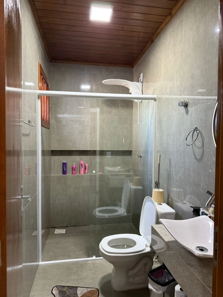 CASA À VENDA NA PRAIA: 8ª foto da galeria de imagens do imóvel