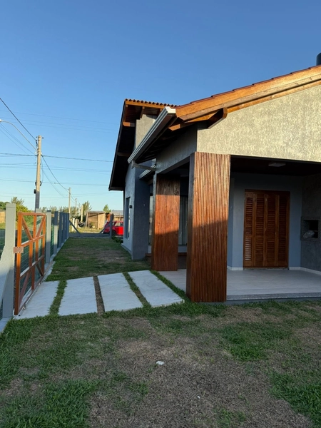 CASA À VENDA NA PRAIA: 16ª foto da galeria de imagens do imóvel