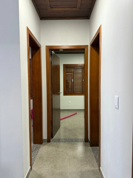 CASA À VENDA NA PRAIA: 5ª foto da galeria de imagens do imóvel