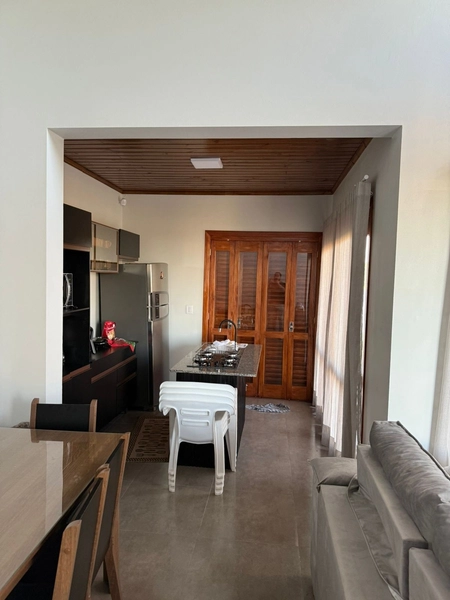 CASA À VENDA NA PRAIA: 4ª foto da galeria de imagens do imóvel