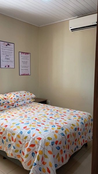 CASA  À VENDA NA PRAIA DE TORRES: 5ª foto da galeria de imagens do imóvel