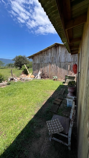 CASA À VENDA EM TERRA DE AREIA: 11ª foto da galeria de imagens do imóvel