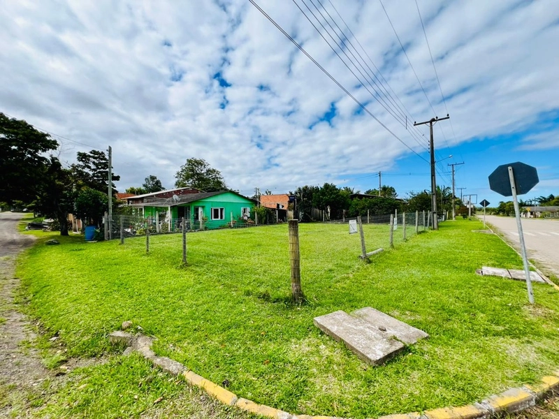 TERRENO NO CORNÉLIOS: 2ª foto da galeria de imagens do imóvel