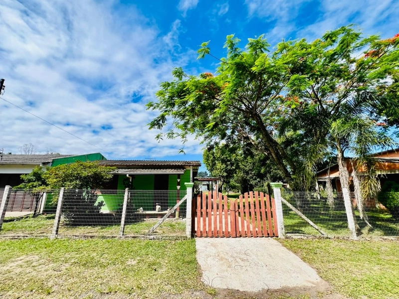 CASA EM CORNÉLIOS: 2ª foto da galeria de imagens do imóvel