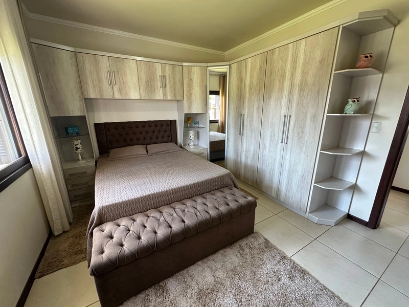 CASA À VENDA EM TERRA DE AREIA: 8ª foto da galeria de imagens do imóvel