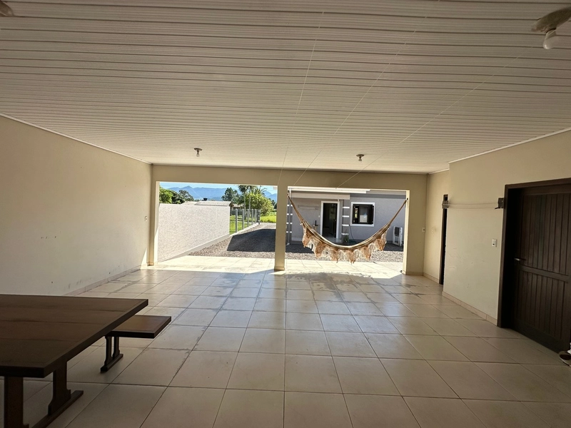 CASA À VENDA EM TERRA DE AREIA: 12ª foto da galeria de imagens do imóvel