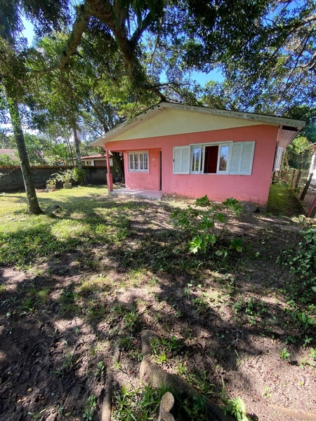 CASA NO CENTRO DE TERRA DE AREIA: 1ª foto da galeria de imagens do imóvel