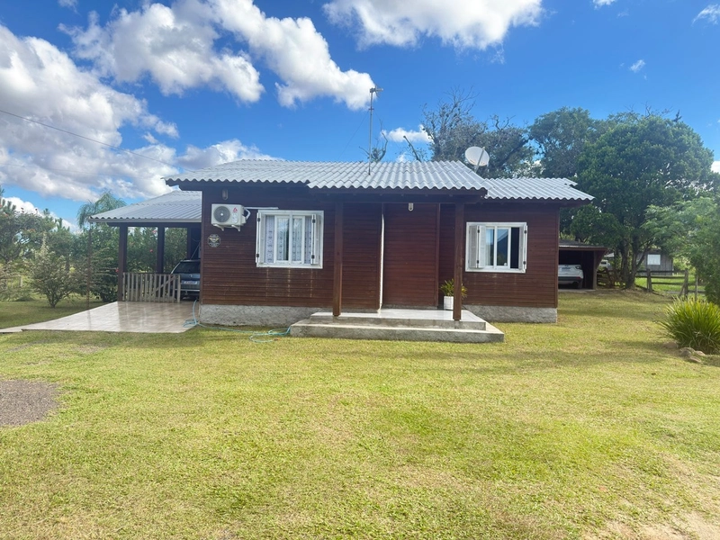 SÍTIO À VENDA PRÓXIMO À TERRA DE AREIA: 1ª foto da galeria de imagens do imóvel