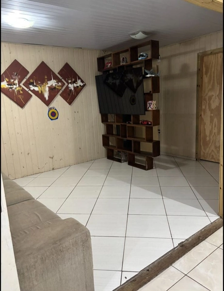 CASA À VENDA NO BAIRRO OLARIA: 5ª foto da galeria de imagens do imóvel