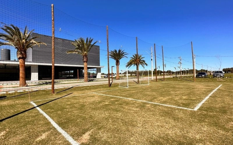 LOTE NO CONDOMINIO MARIANA DEL FARO: 2ª foto da galeria de imagens do imóvel