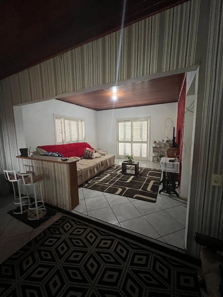 CASA NA OLARIA: 3ª foto da galeria de imagens do imóvel