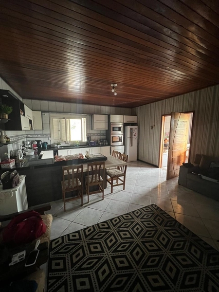 CASA NA OLARIA: 4ª foto da galeria de imagens do imóvel