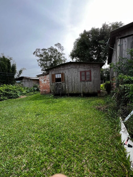 CASA MISTA EM TERRA DE AREIA: 1ª foto da galeria de imagens do imóvel