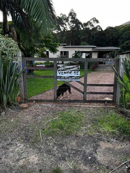 ÁREA COM CASA EM MAQUINÉ: 2ª foto da galeria de imagens do imóvel