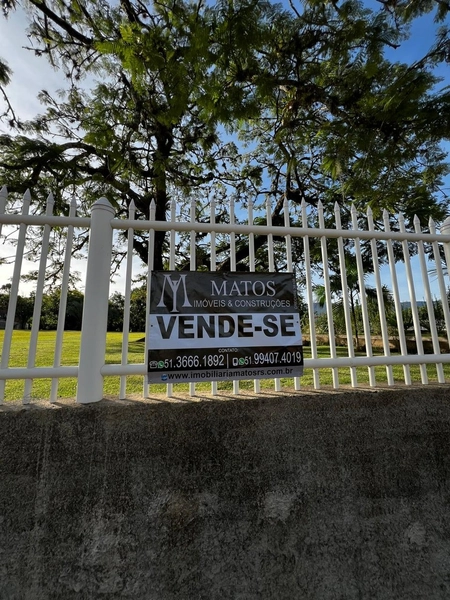 TERRENO EM MAQUINÉ: 1ª foto da galeria de imagens do imóvel