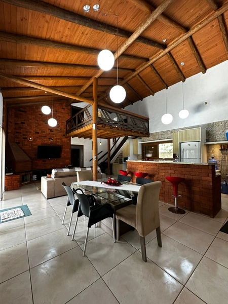 CASA EM TERRA DE AREIA: 7ª foto da galeria de imagens do imóvel
