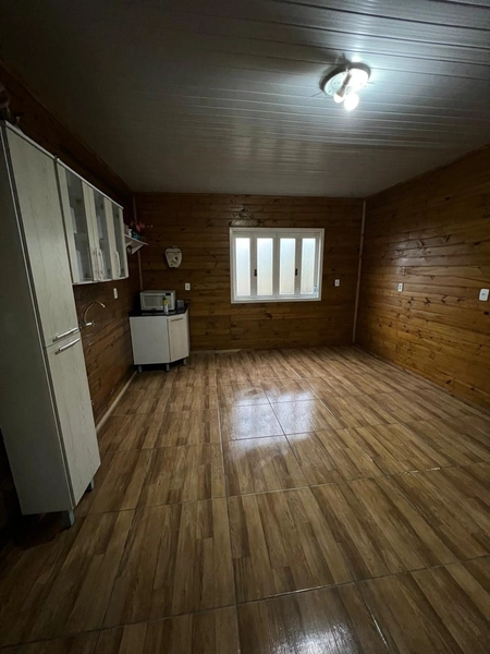 CASA EM TRÊS PINHEIROS: 9ª foto da galeria de imagens do imóvel