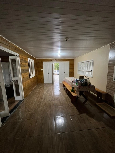 CASA EM TRÊS PINHEIROS: 5ª foto da galeria de imagens do imóvel