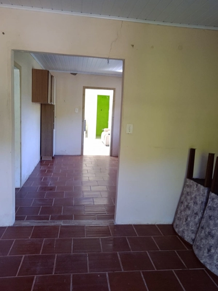 CASA EM TRÊS PINHEIROS: 4ª foto da galeria de imagens do imóvel