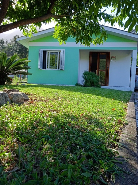 CASA EM TRÊS PINHEIROS: 2ª foto da galeria de imagens do imóvel