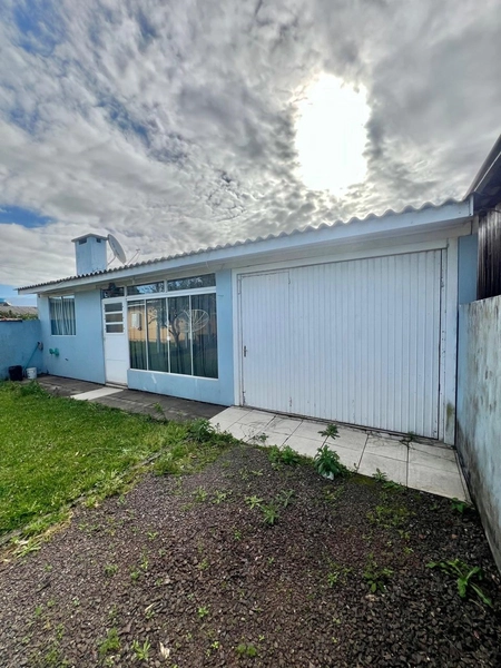 CASA EM TERRA  DE AREIA: 1ª foto da galeria de imagens do imóvel