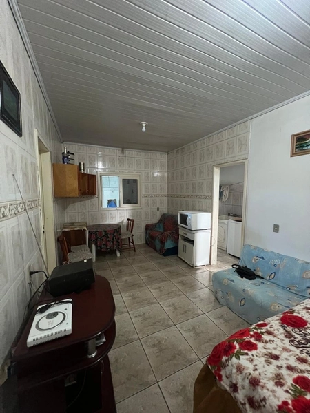 CASA EM TERRA  DE AREIA: 3ª foto da galeria de imagens do imóvel