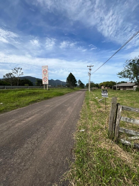 TERRENO NO BAIRRO OLARIA: 3ª foto da galeria de imagens do imóvel