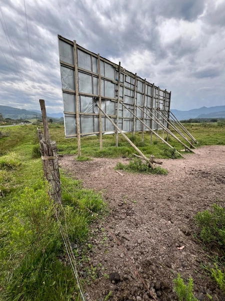 ÁREA NA ROTA DO SOL: 4ª foto da galeria de imagens do imóvel