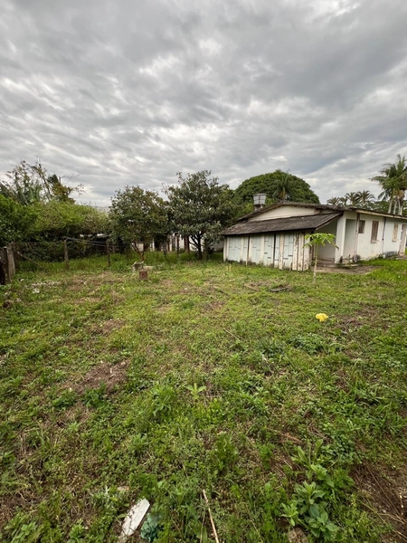 TERRENO NO CENTRO: 5ª foto da galeria de imagens do imóvel