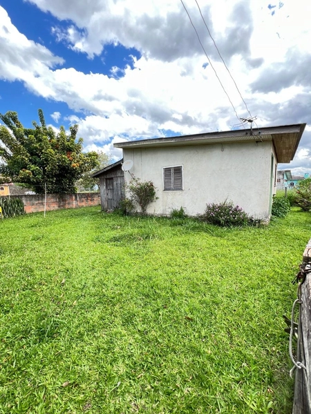 CASA  À VENDA EM TERRA DE AREIA: 4ª foto da galeria de imagens do imóvel