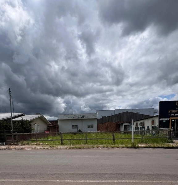TERRENO À VENDA EM TERRA DE AREIA: 1ª foto da galeria de imagens do imóvel