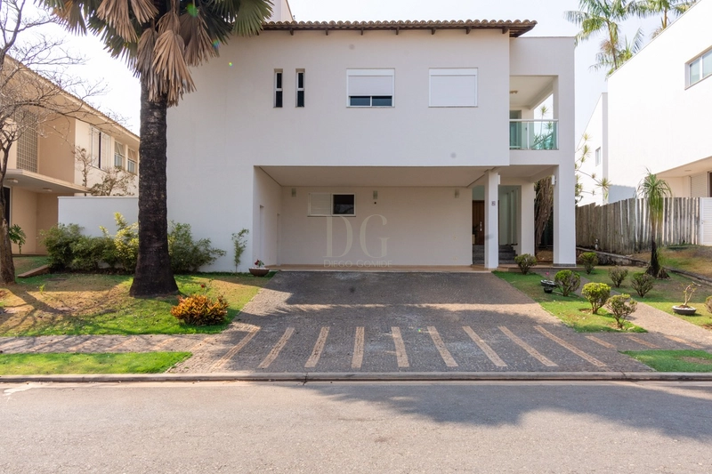 SOBRADO ALPHAVILLE: 1ª foto da galeria de imagens do imóvel