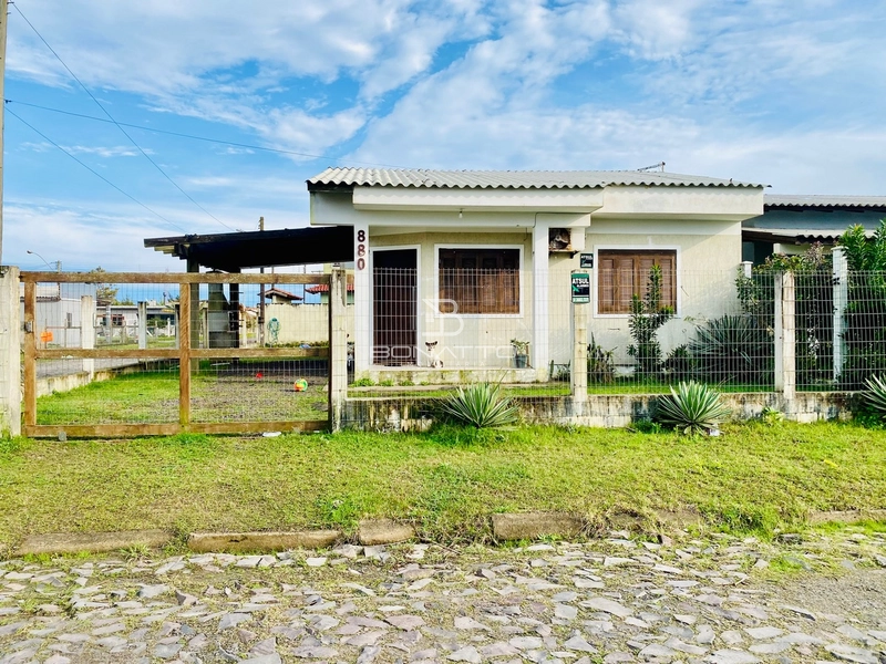 Casa frente Leste: 1ª foto da galeria de imagens do imóvel