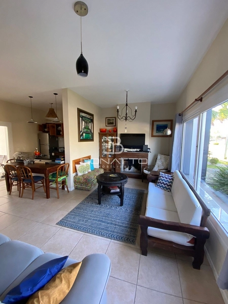 Casa à venda no Condomínio Las Palmas com 3 suites: 5ª foto da galeria de imagens do imóvel