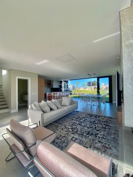 Casa Beira Lago: 2ª foto da galeria de imagens do imóvel