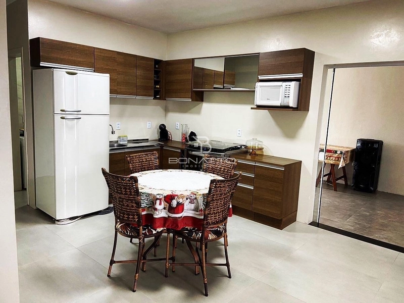 Casa à venda em Atlântida Sul: 3ª foto da galeria de imagens do imóvel