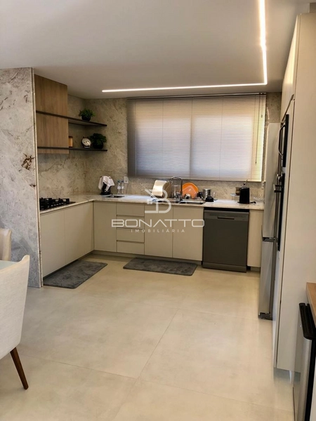 Casa à venda com 5 dormitórios beira lago: 10ª foto da galeria de imagens do imóvel